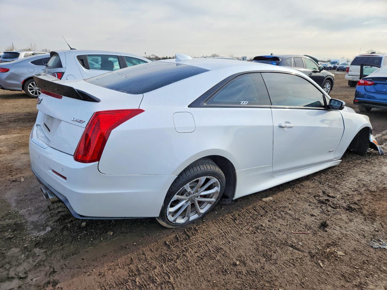 2017 Cadillac Ats-V - zdjęcie 3