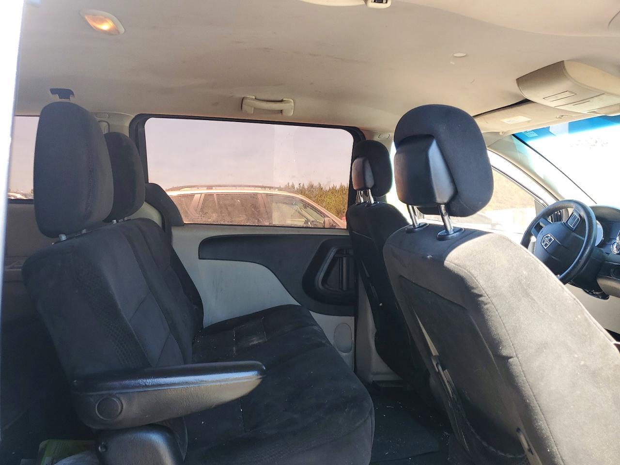 2016 Dodge Grand Caravan Se - zdjęcie 11