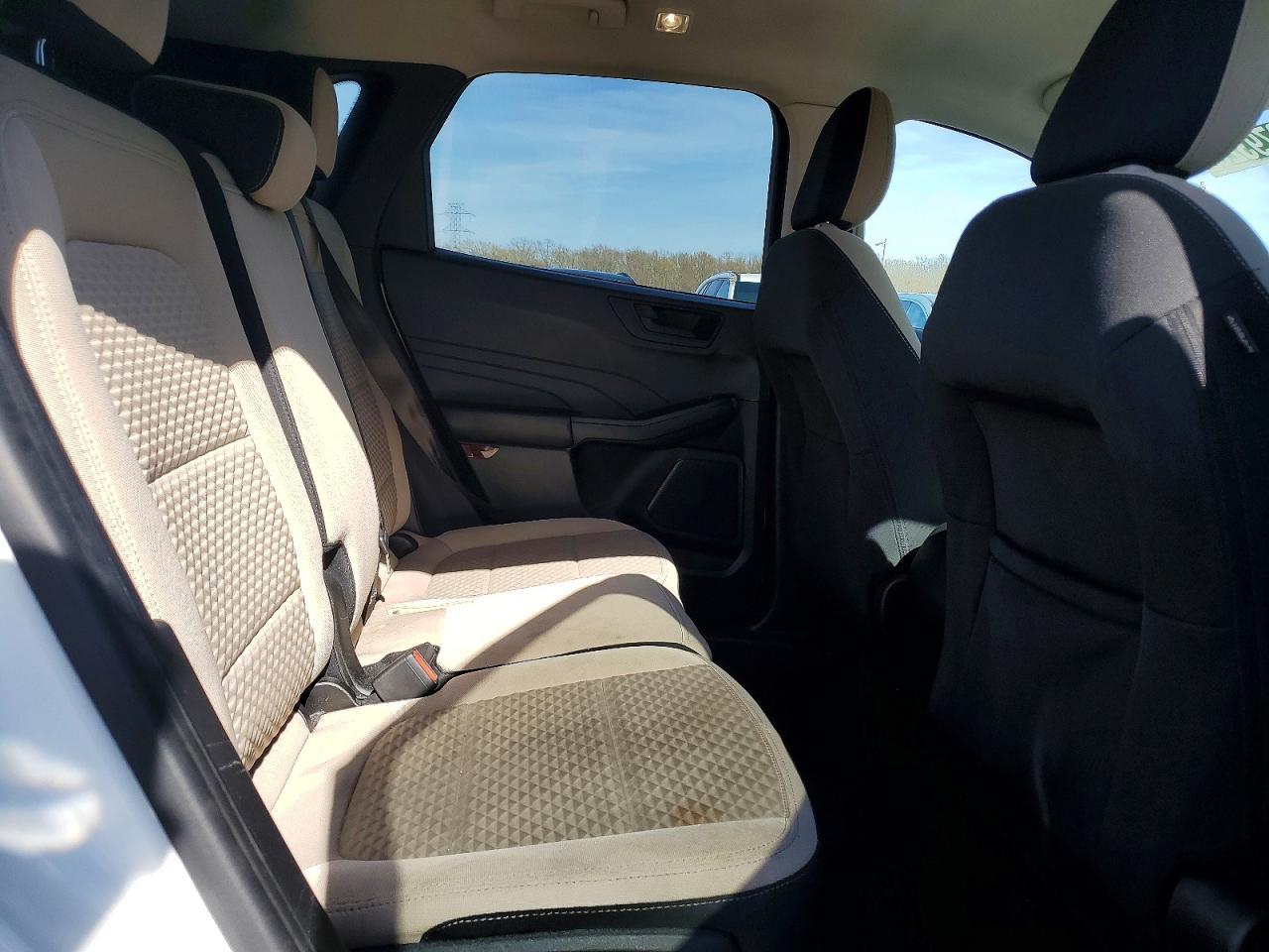 2022 Ford Escape Se - zdjęcie 11