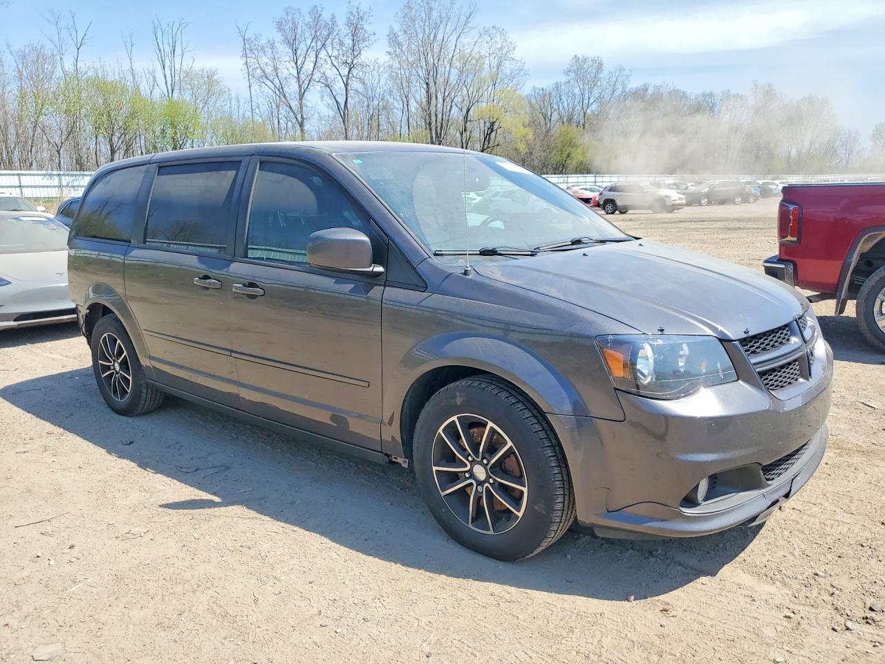 2017 Dodge Grand Caravan Gt - zdjęcie 4