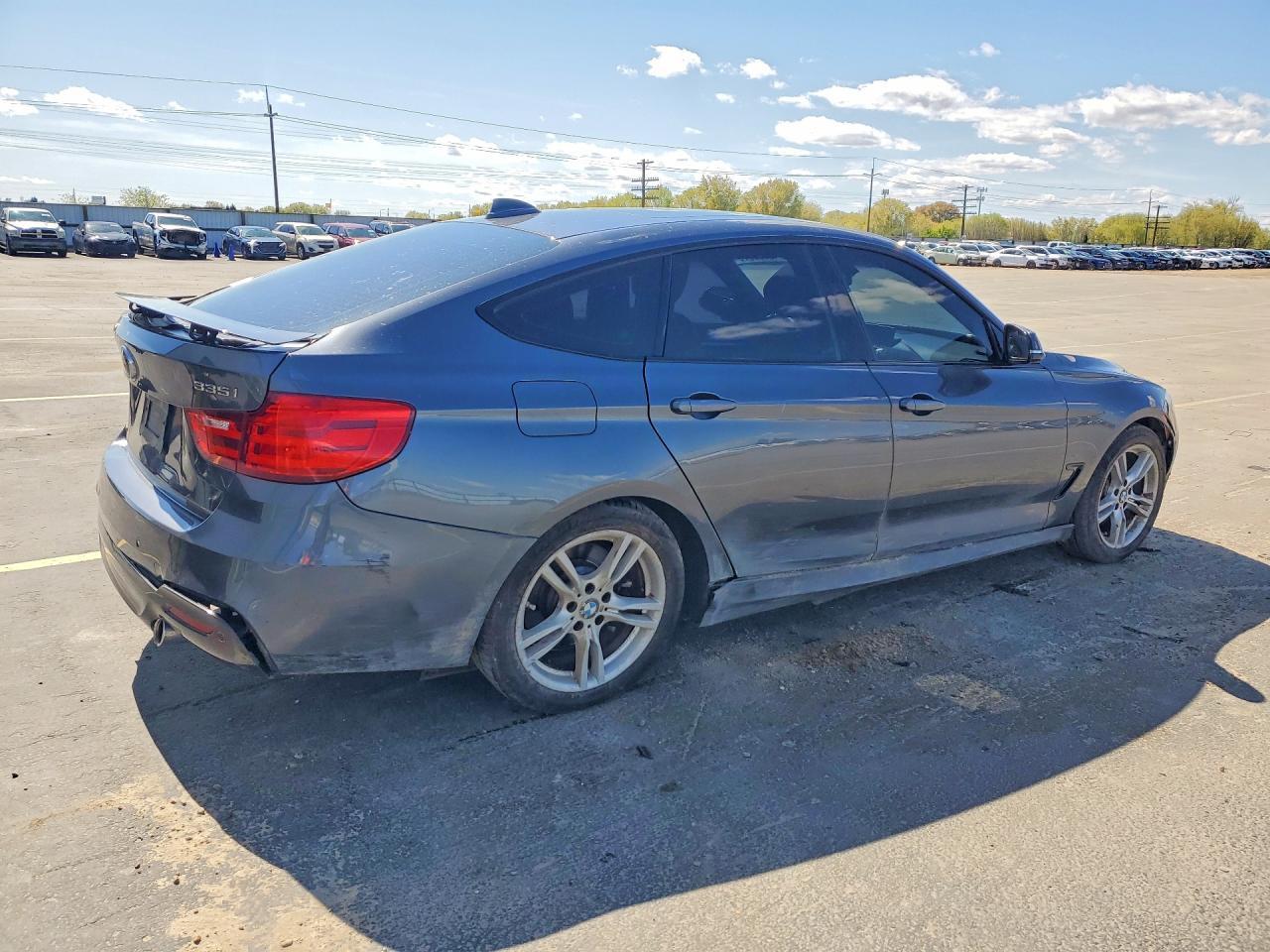 2015 BMW 335 Xigt - zdjęcie 3