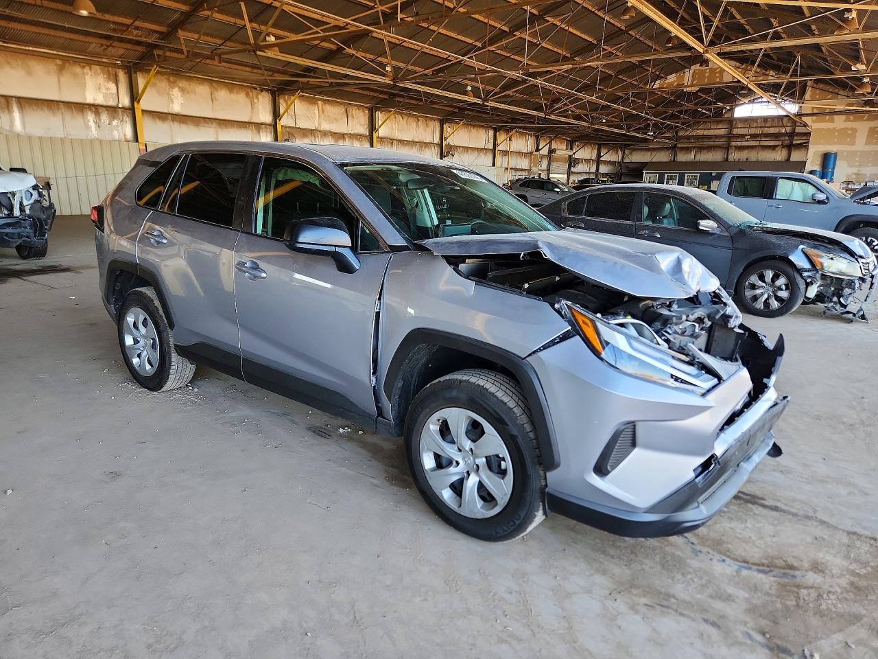 2023 Toyota Rav4 Le - zdjęcie 4