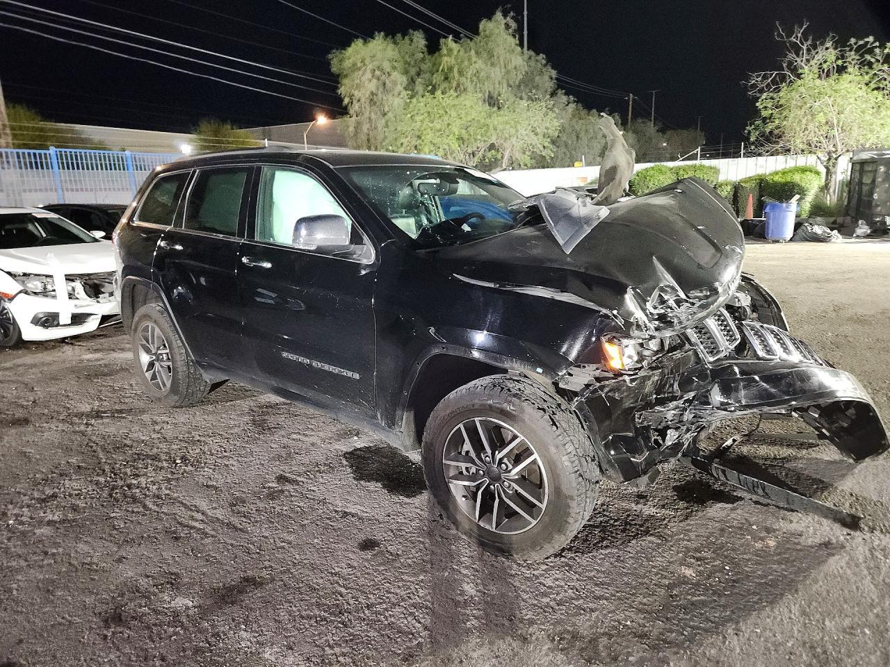 2021 Jeep Grand Cherokee Limited - zdjęcie 4