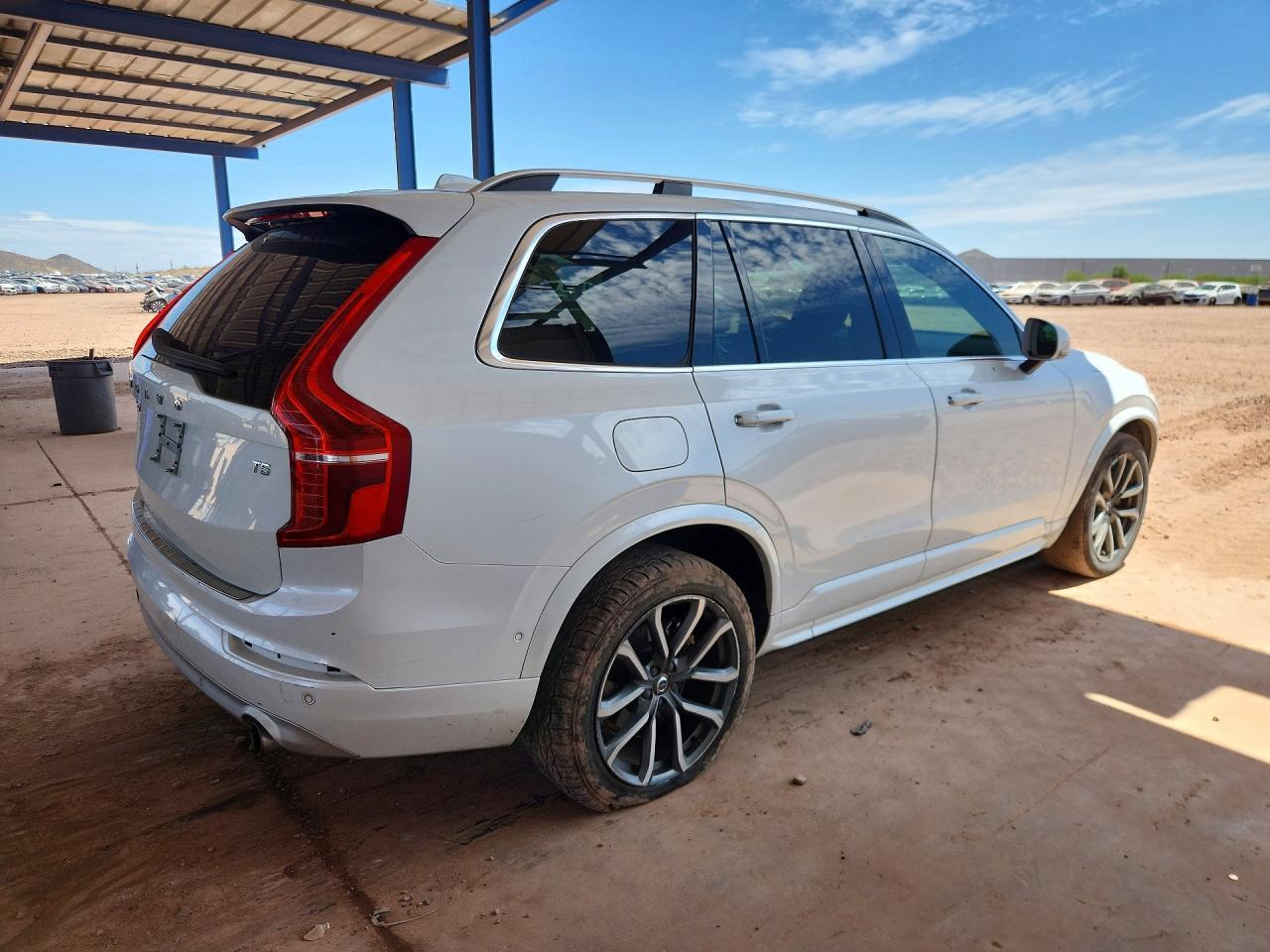 2019 Volvo Xc90 T5 Momentum - zdjęcie 3