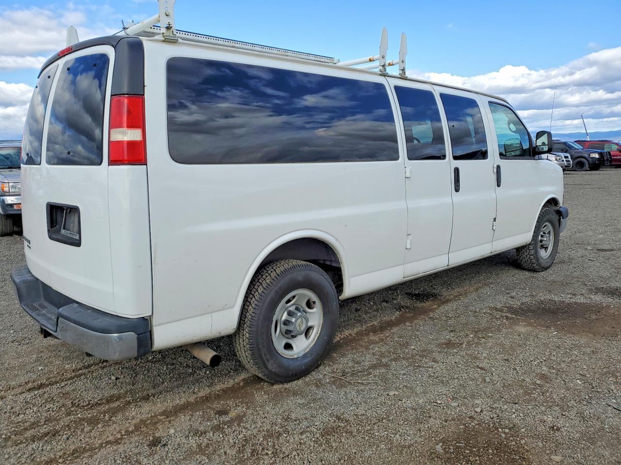 2015 Chevrolet Express G3500 Lt - zdjęcie 3