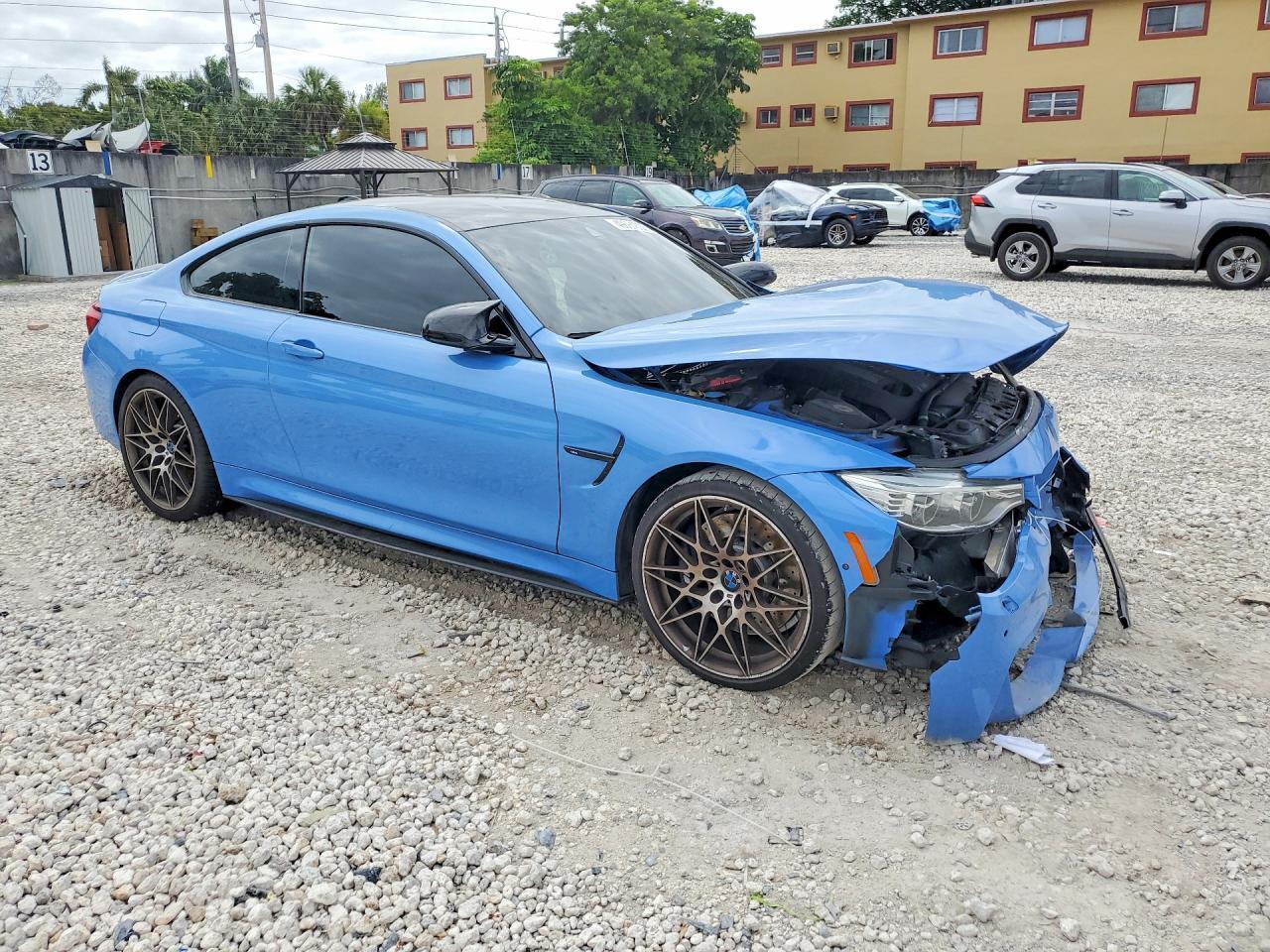 2016 BMW M4 - zdjęcie 4