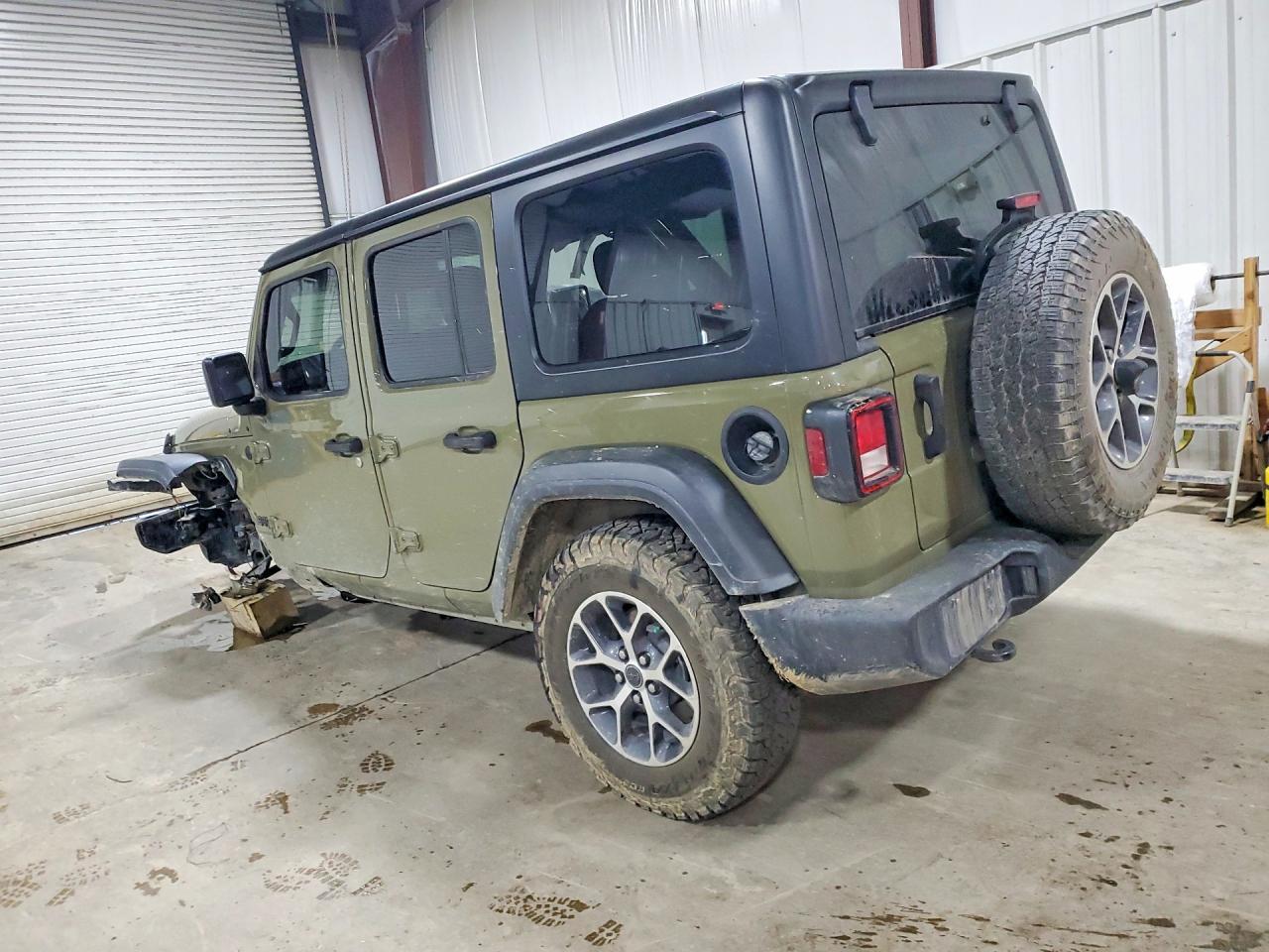 2025 Jeep Wrangler Sport - zdjęcie 2