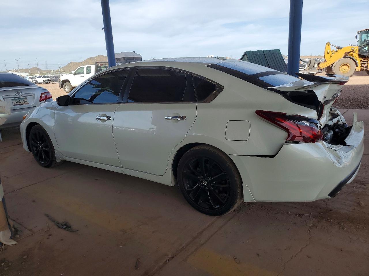 2018 Nissan Altima 2.5 Sr - zdjęcie 2