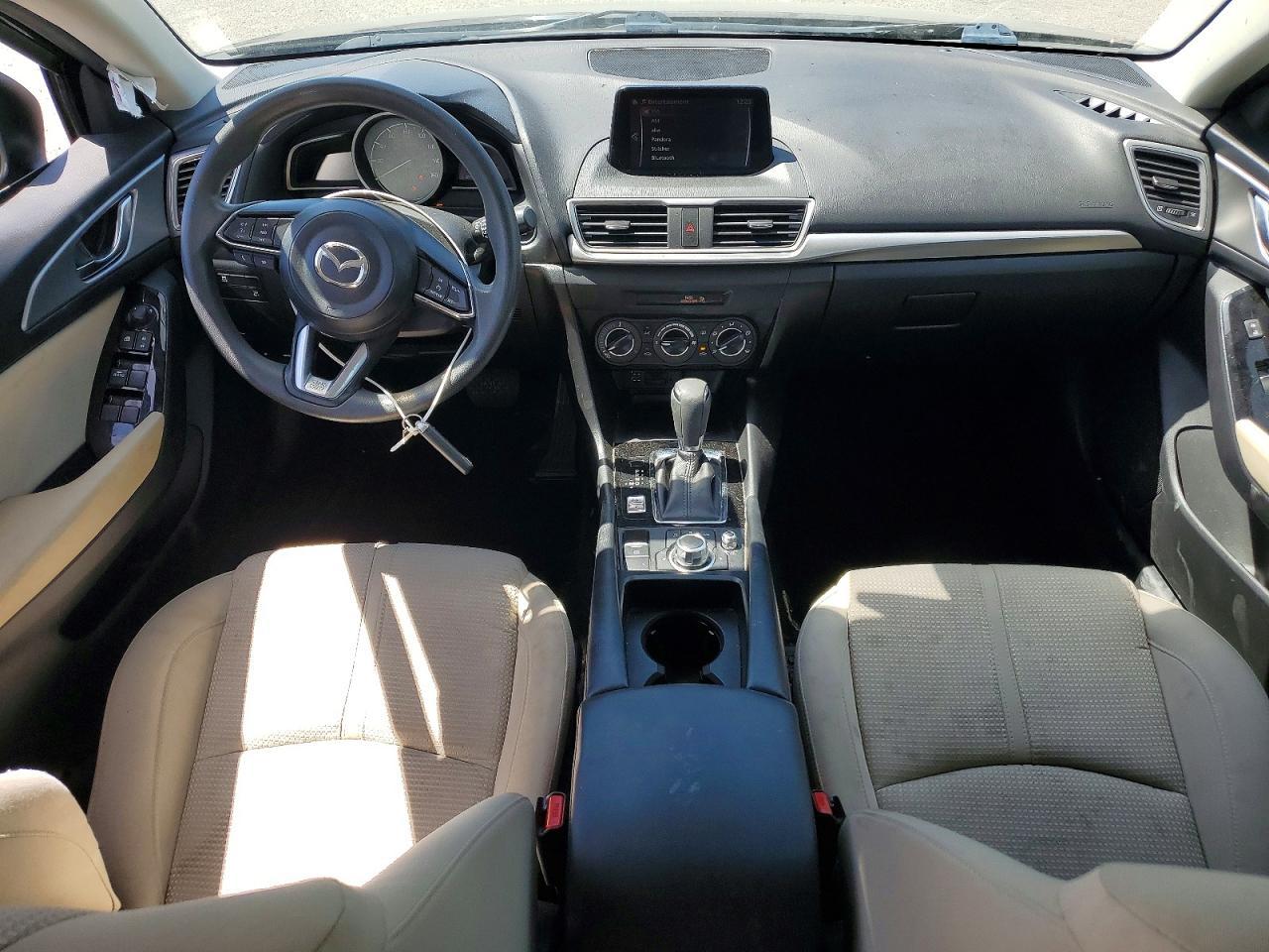 2018 Mazda 3 Sport - zdjęcie 8