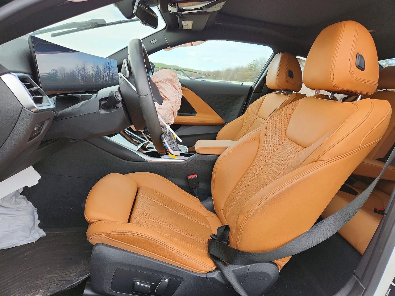 2024 BMW M240Xi - zdjęcie 7