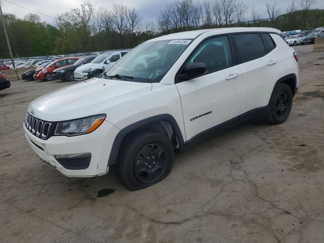 2020 Jeep Compass Sport - zdjęcie główne