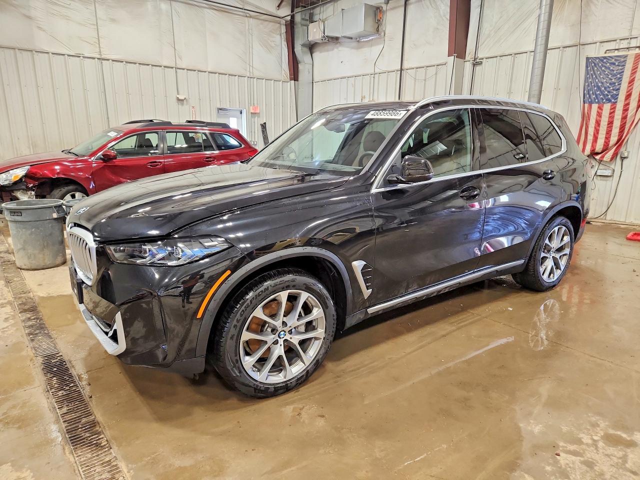 2025 BMW X5 xDrive40I - zdjęcie główne