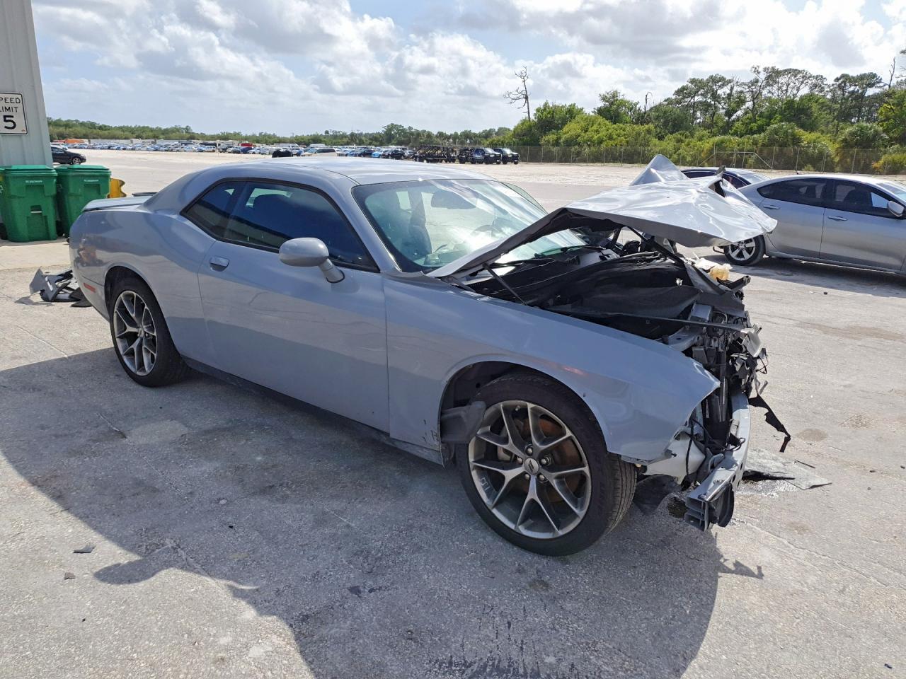 2022 Dodge Challenger Gt - zdjęcie 4