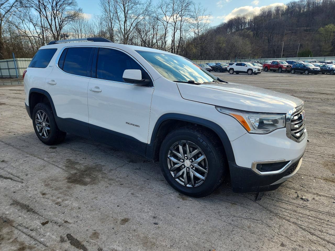 2017 GMC Acadia Slt-1 - zdjęcie 4