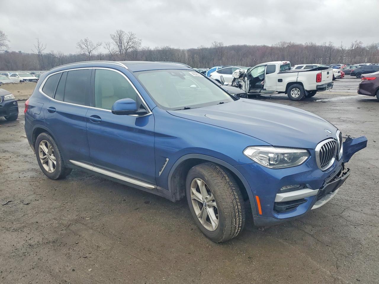 2021 BMW X3 xDrive30I - zdjęcie 4