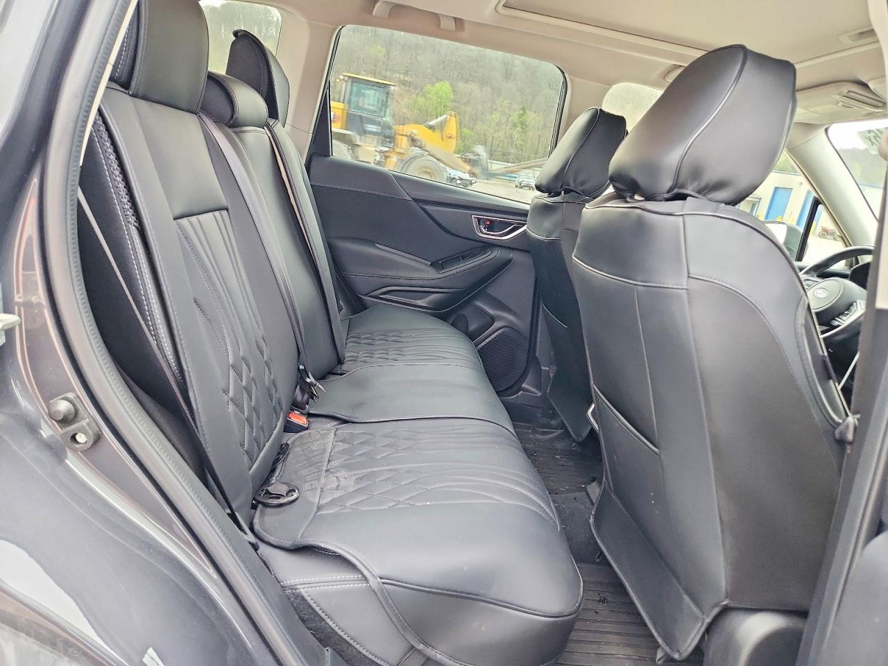 2021 Subaru Forester Premium - zdjęcie 11