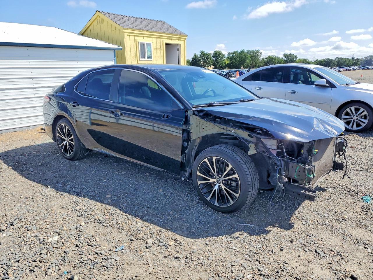 2019 Toyota Camry Se - zdjęcie 4