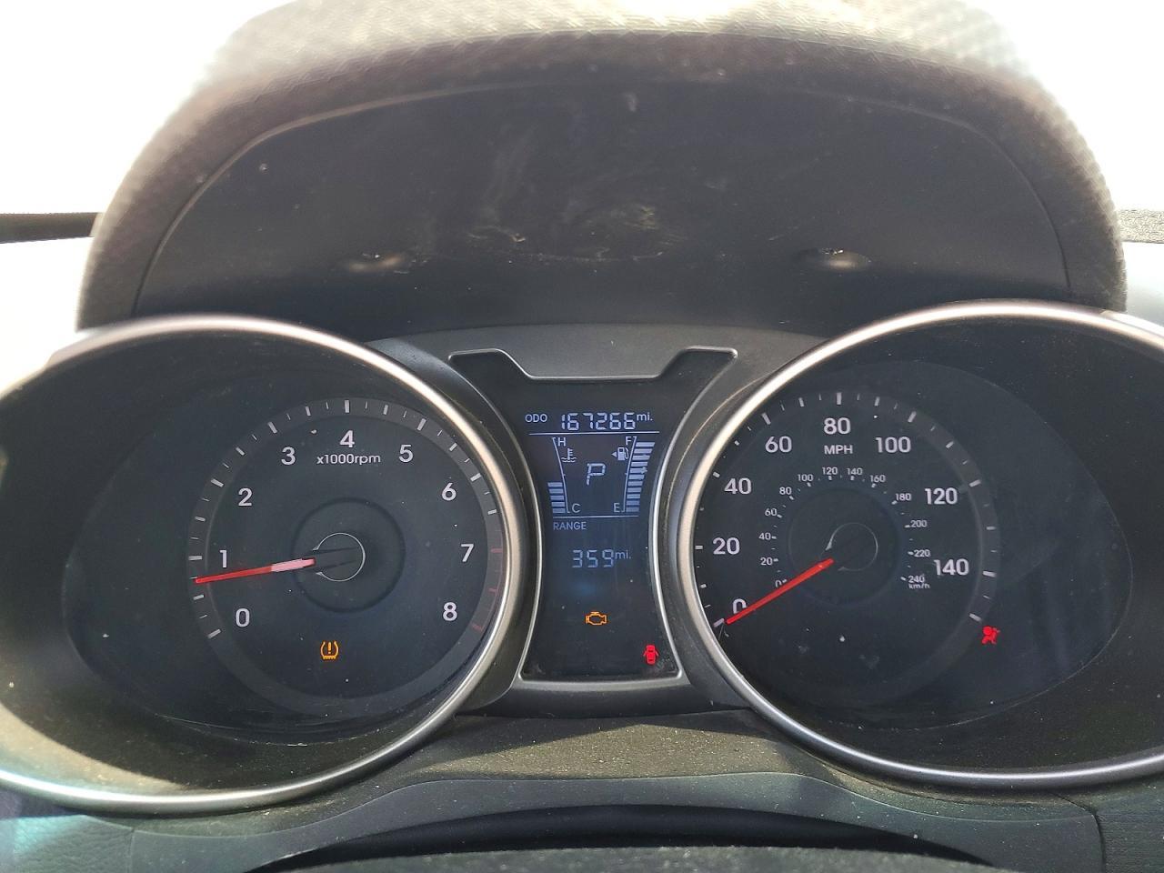 2016 Hyundai Veloster Base - zdjęcie 9