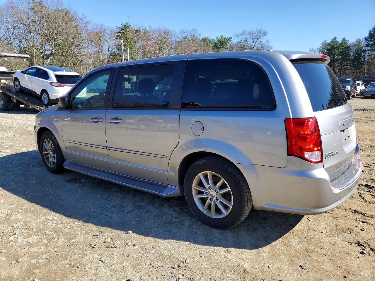 2016 Dodge Grand Caravan Se - zdjęcie 2