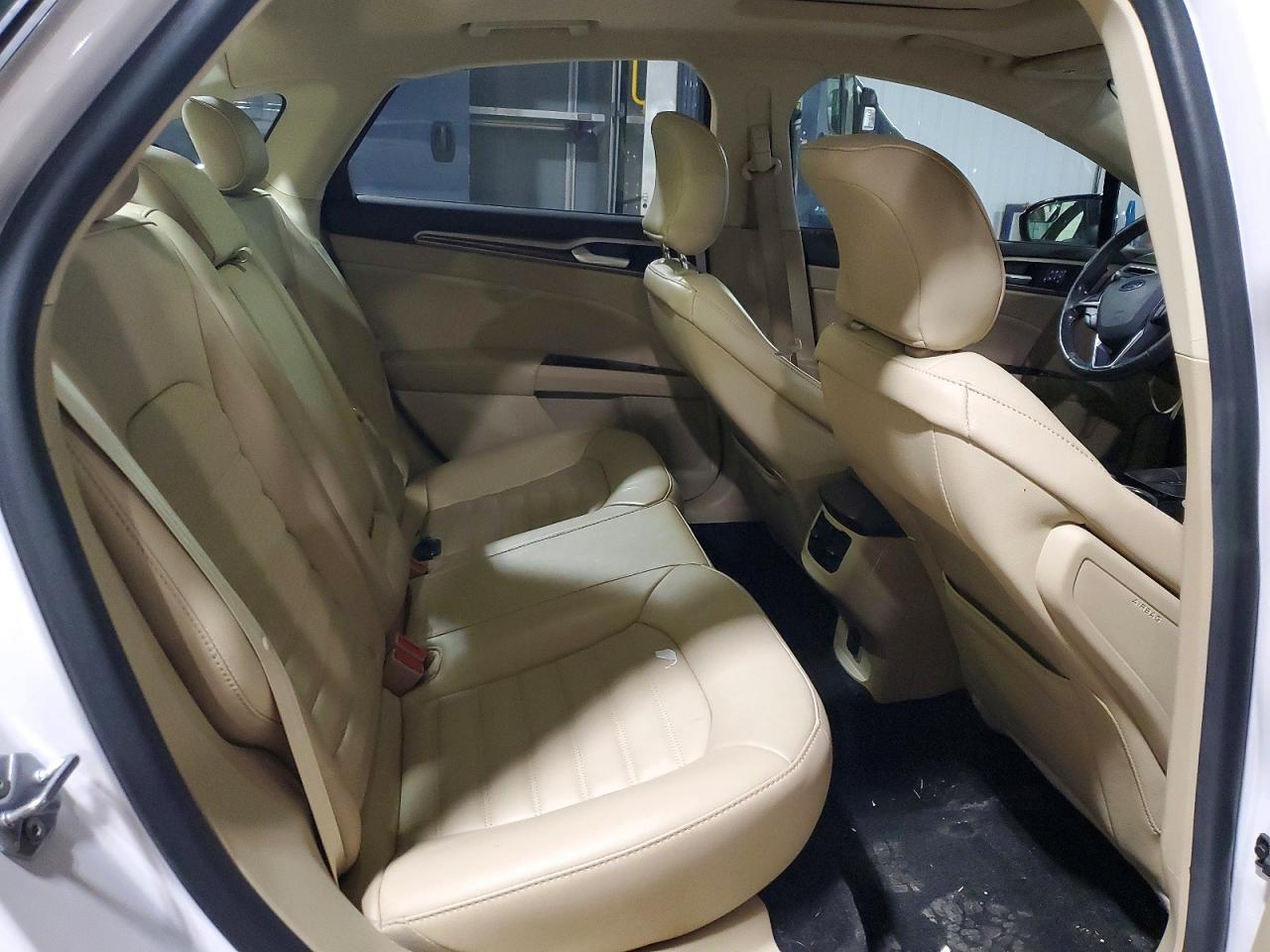 2016 Ford Fusion Se - zdjęcie 10