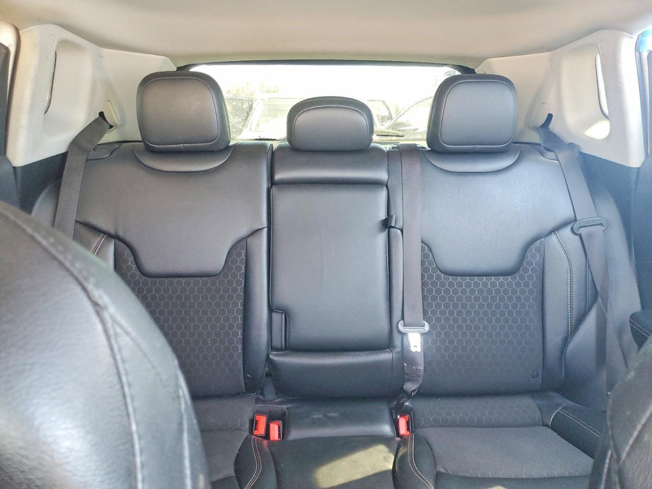 2021 Jeep Compass Latitude - zdjęcie 10