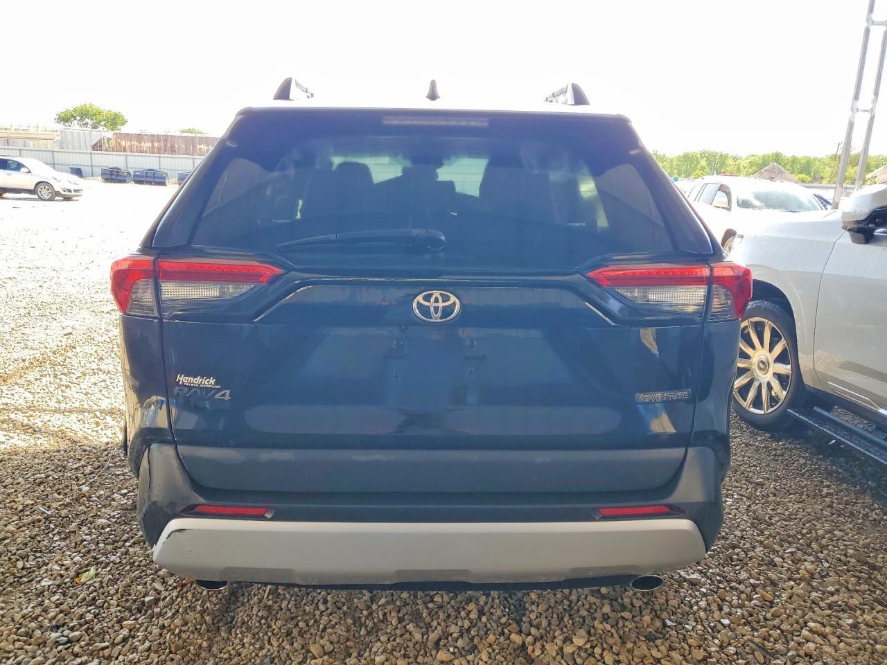 2023 Toyota Rav4 Adventure - zdjęcie 6