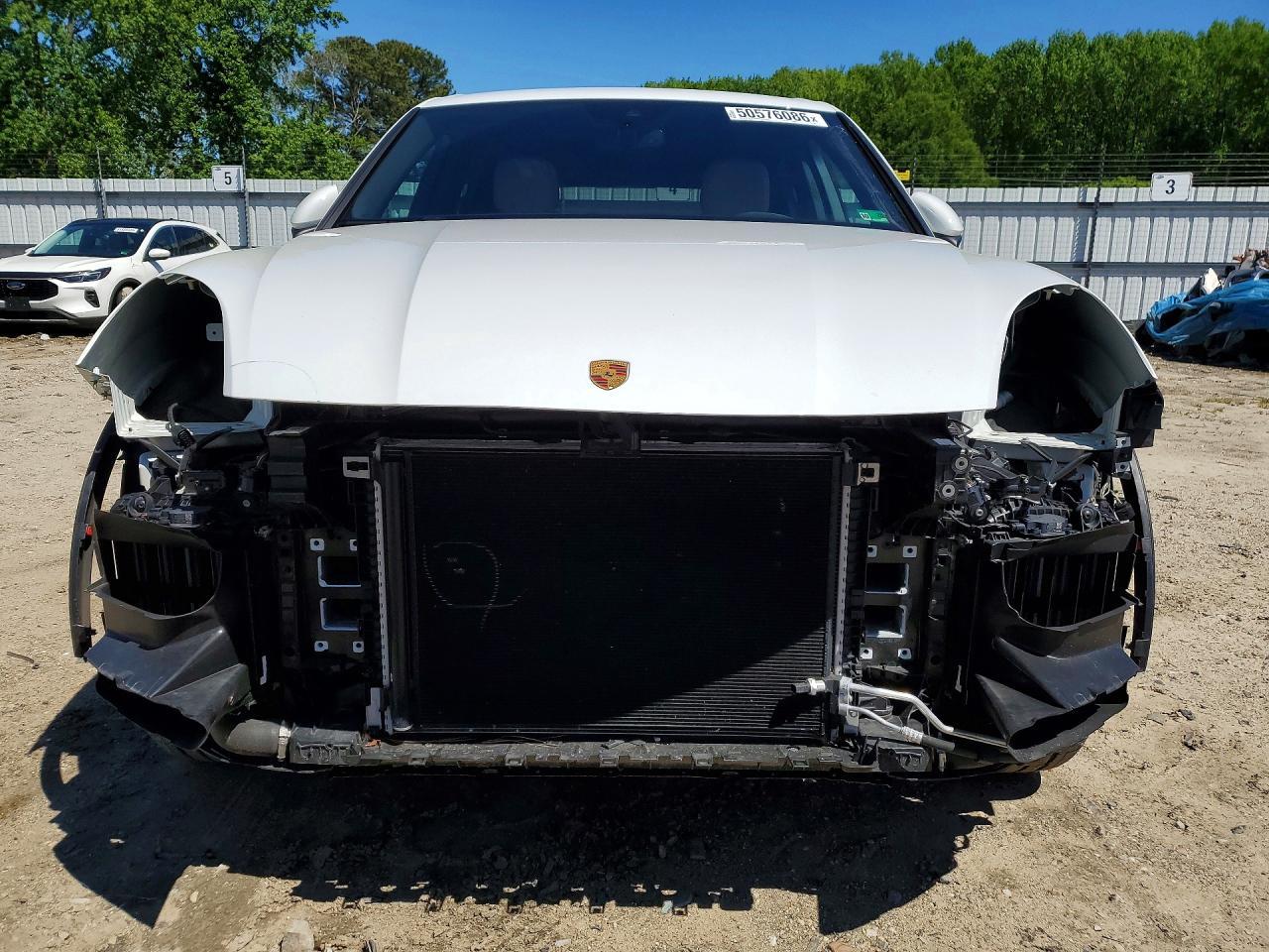 2022 Porsche Cayenne - zdjęcie 5