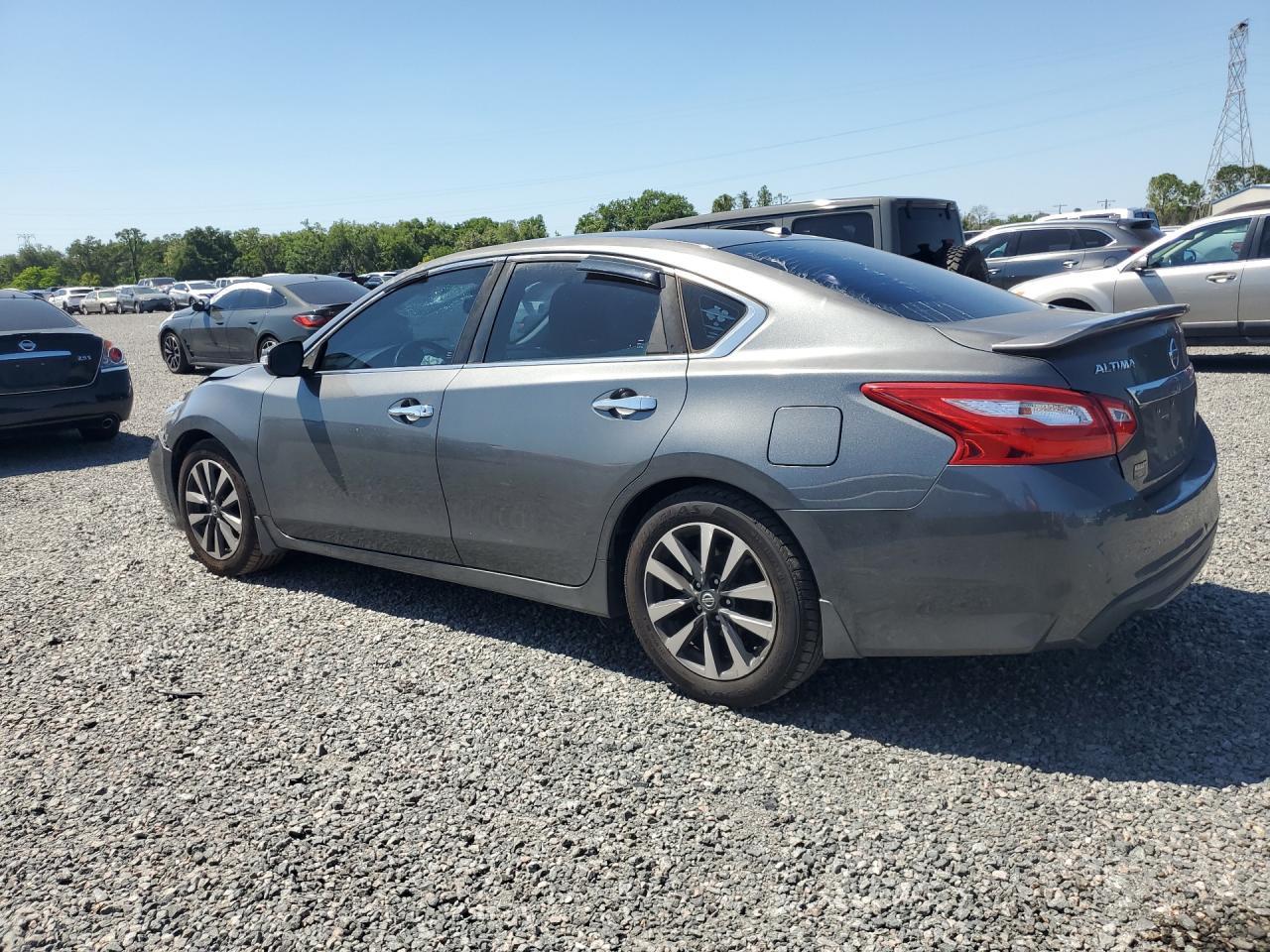 2017 Nissan Altima 2.5 Sv - zdjęcie 2