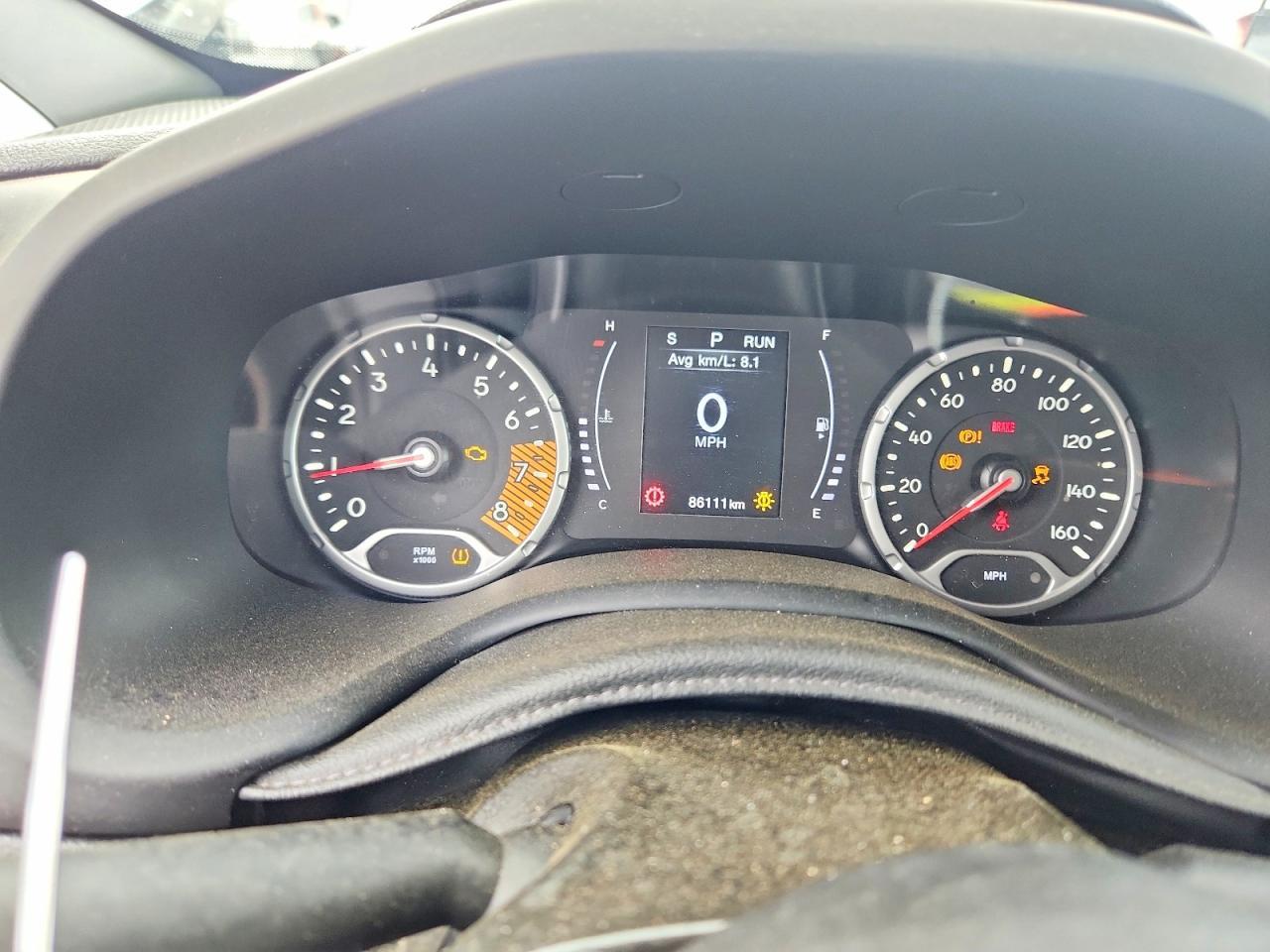 2020 Jeep Renegade Latitude - zdjęcie 9