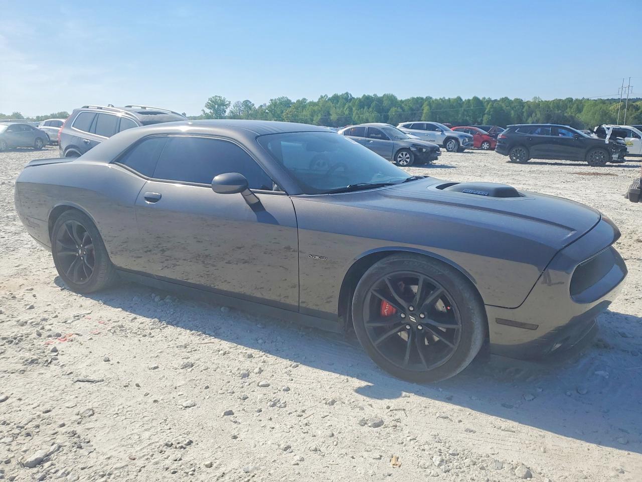 2016 Dodge Challenger R - zdjęcie 4