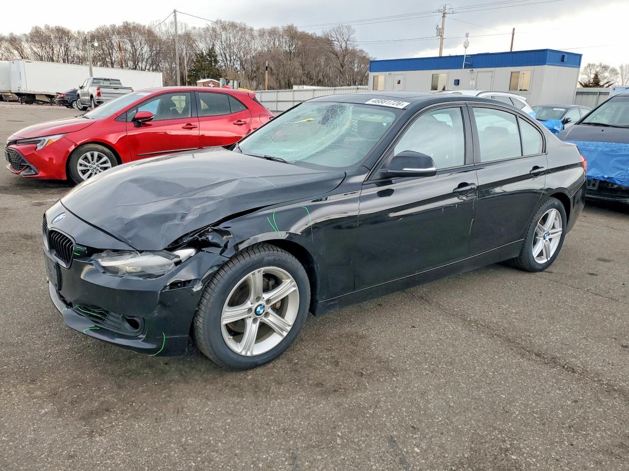 2015 BMW Seria 3 328i - zdjęcie główne