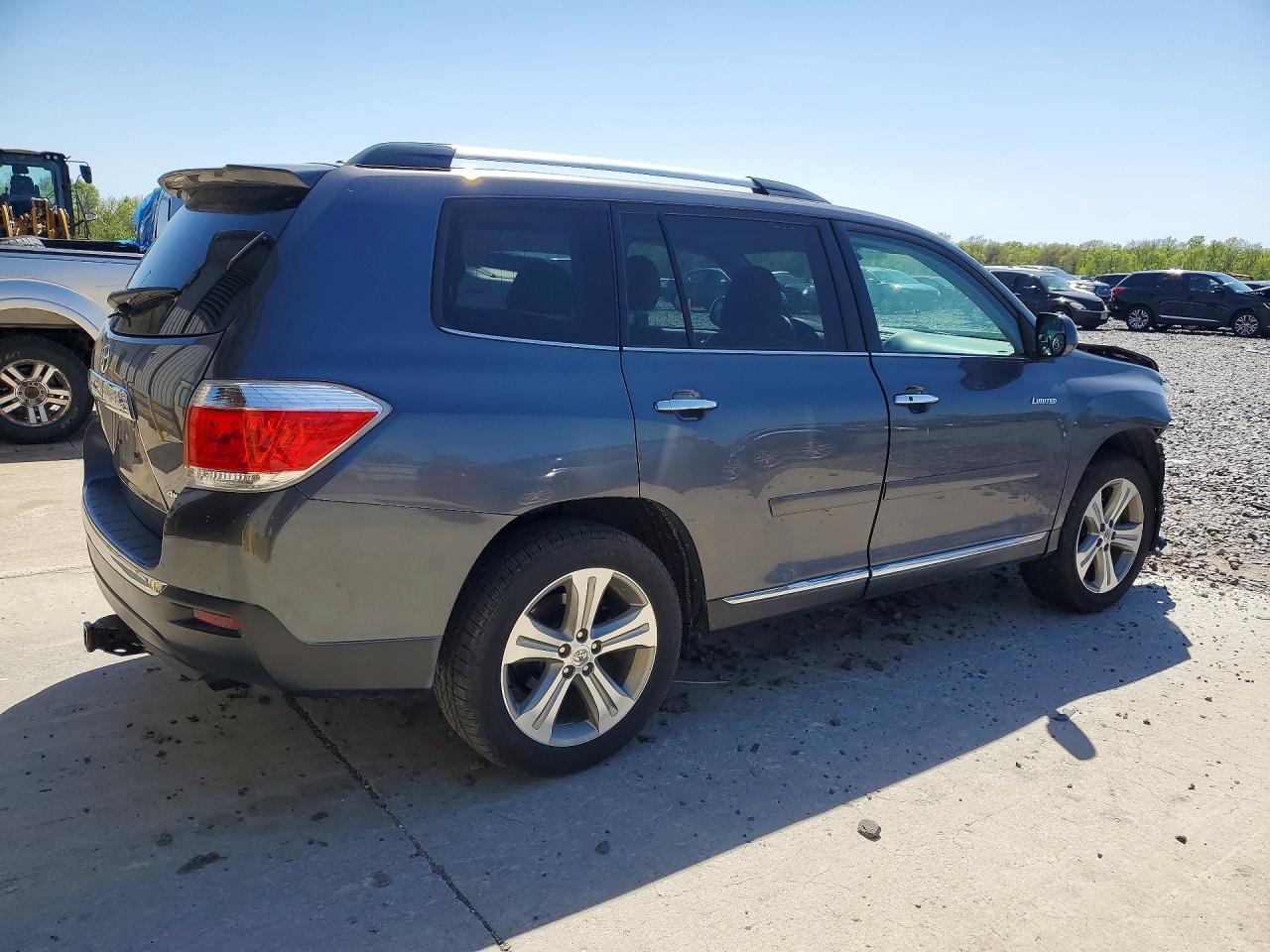 2013 Toyota Highlander Limited - zdjęcie 3