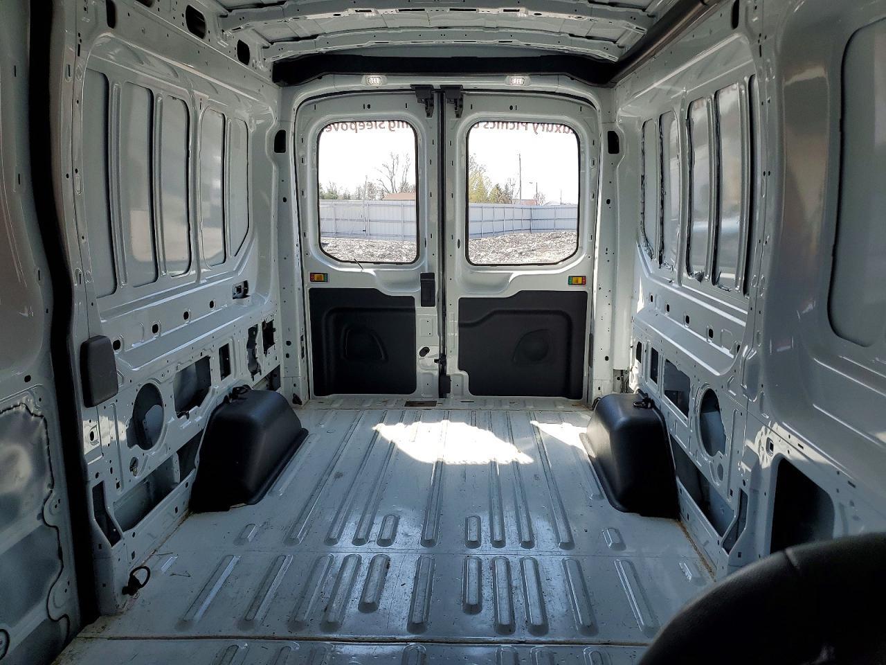 2020 Ford Transit T-250 - zdjęcie 10