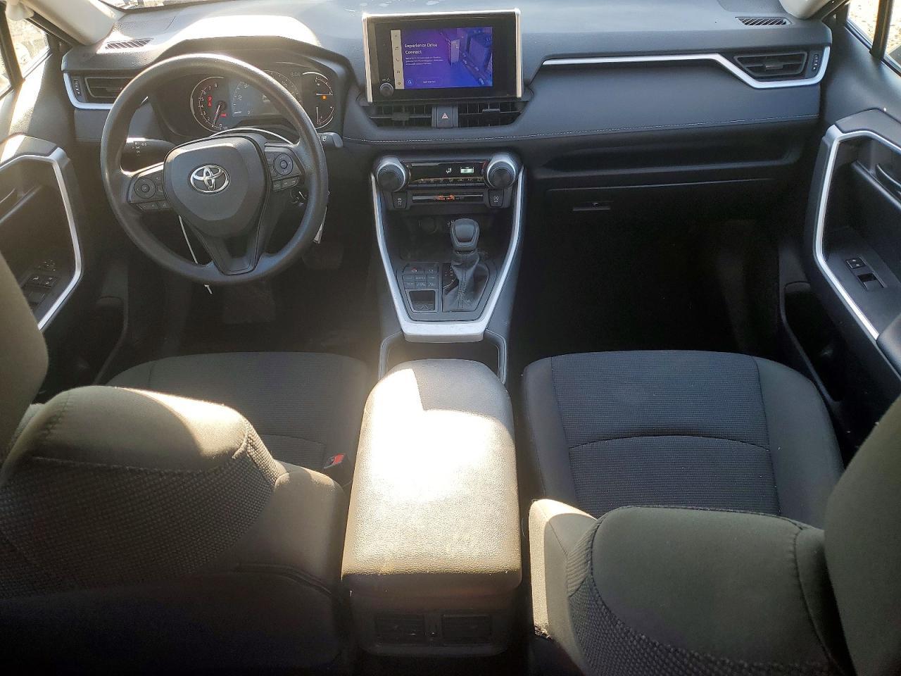 2024 Toyota Rav4 - zdjęcie 8