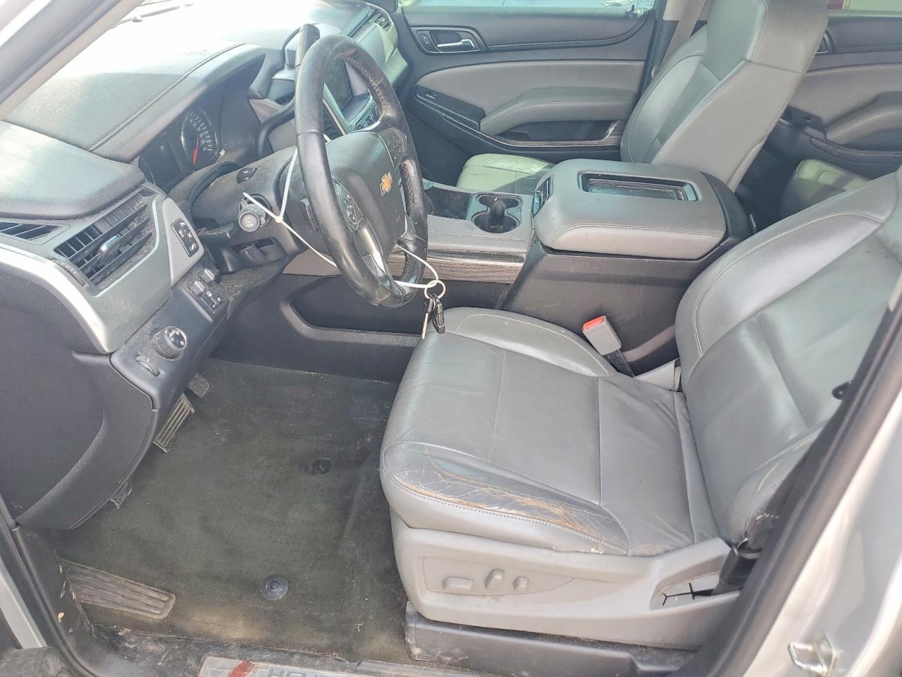 2015 Chevrolet Suburban C1500 Lt - zdjęcie 7