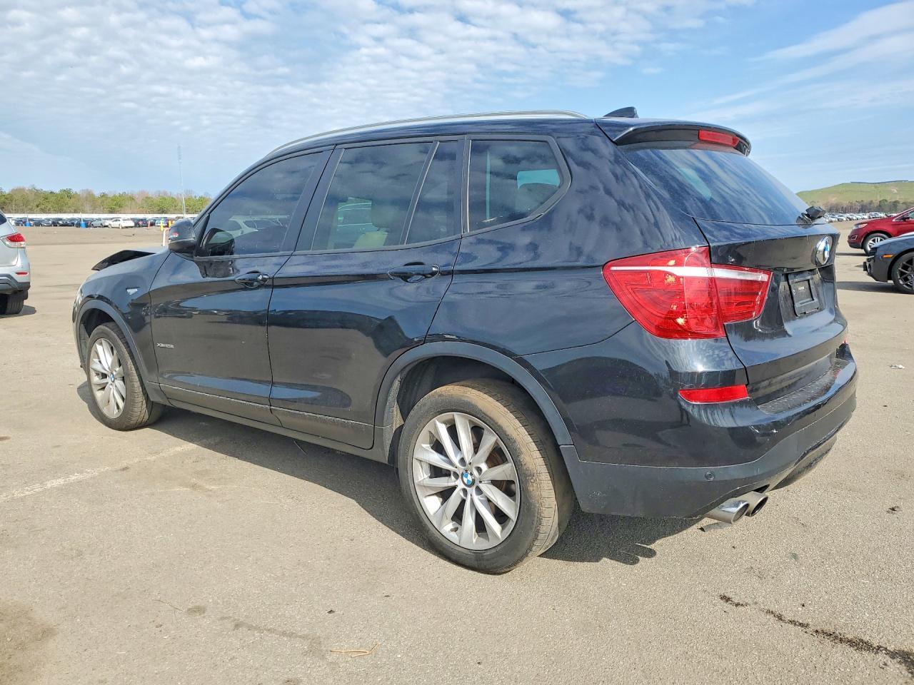 2017 BMW X3 xDrive28I - zdjęcie 2