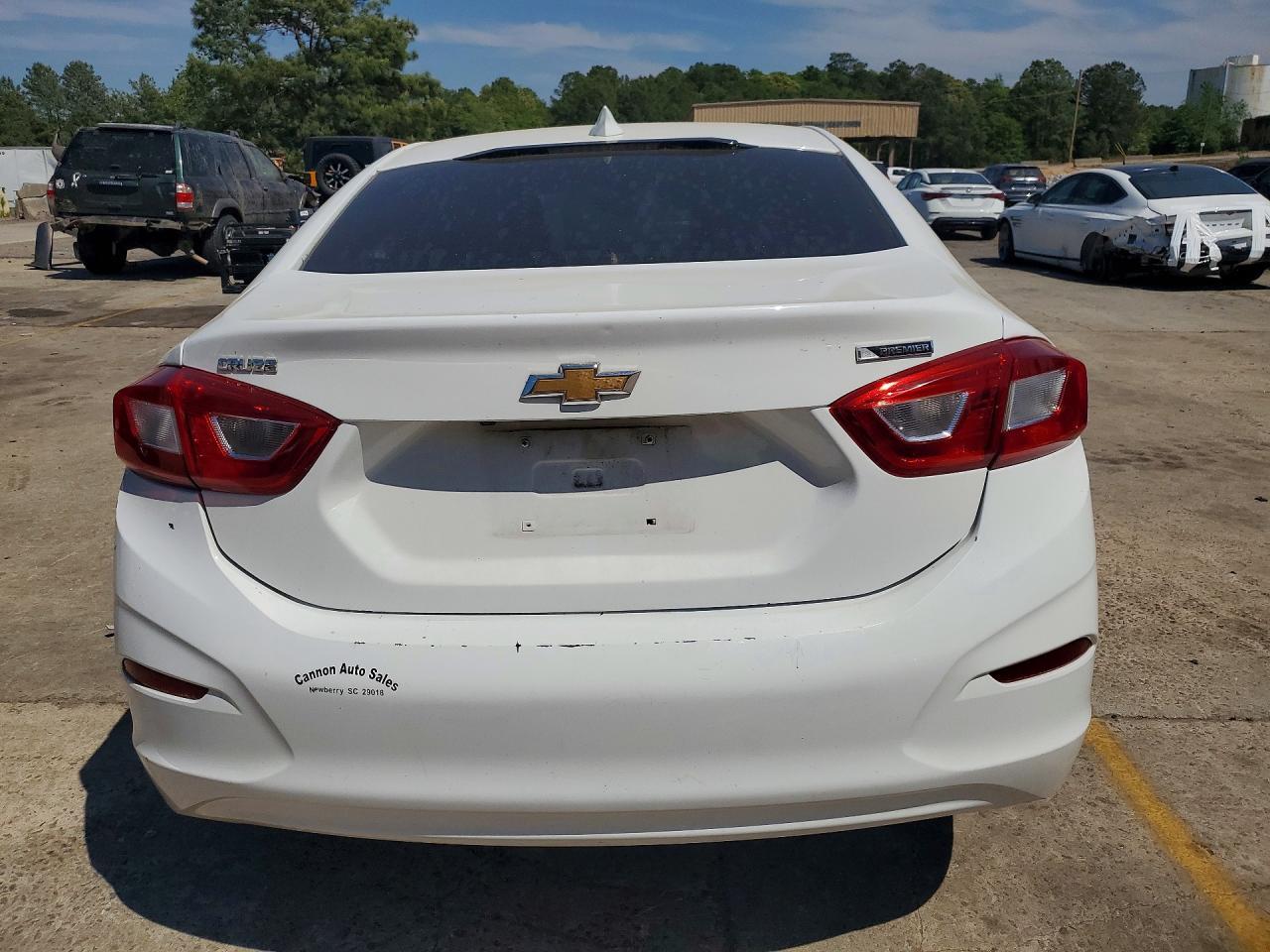 2017 Chevrolet Cruze Premier - zdjęcie 6