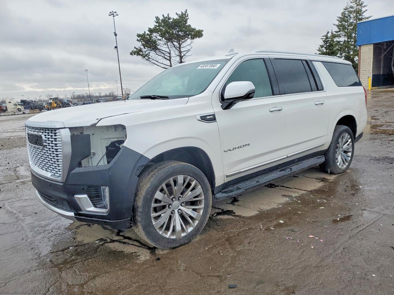 2021 GMC Yukon Xl K1500 Slt - zdjęcie główne