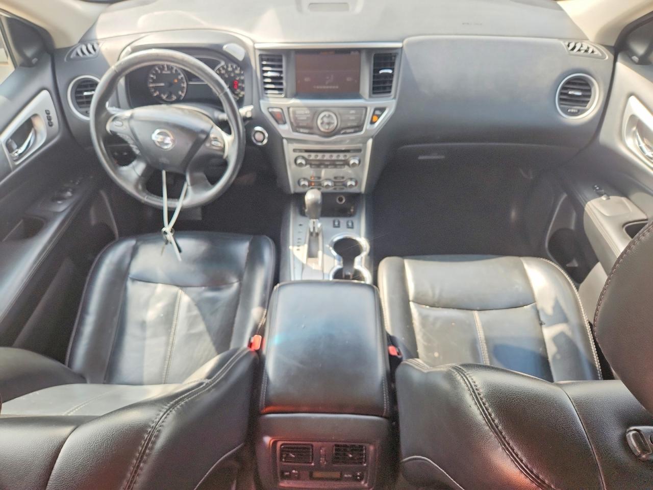 2017 Nissan Pathfinder Sl - zdjęcie 8