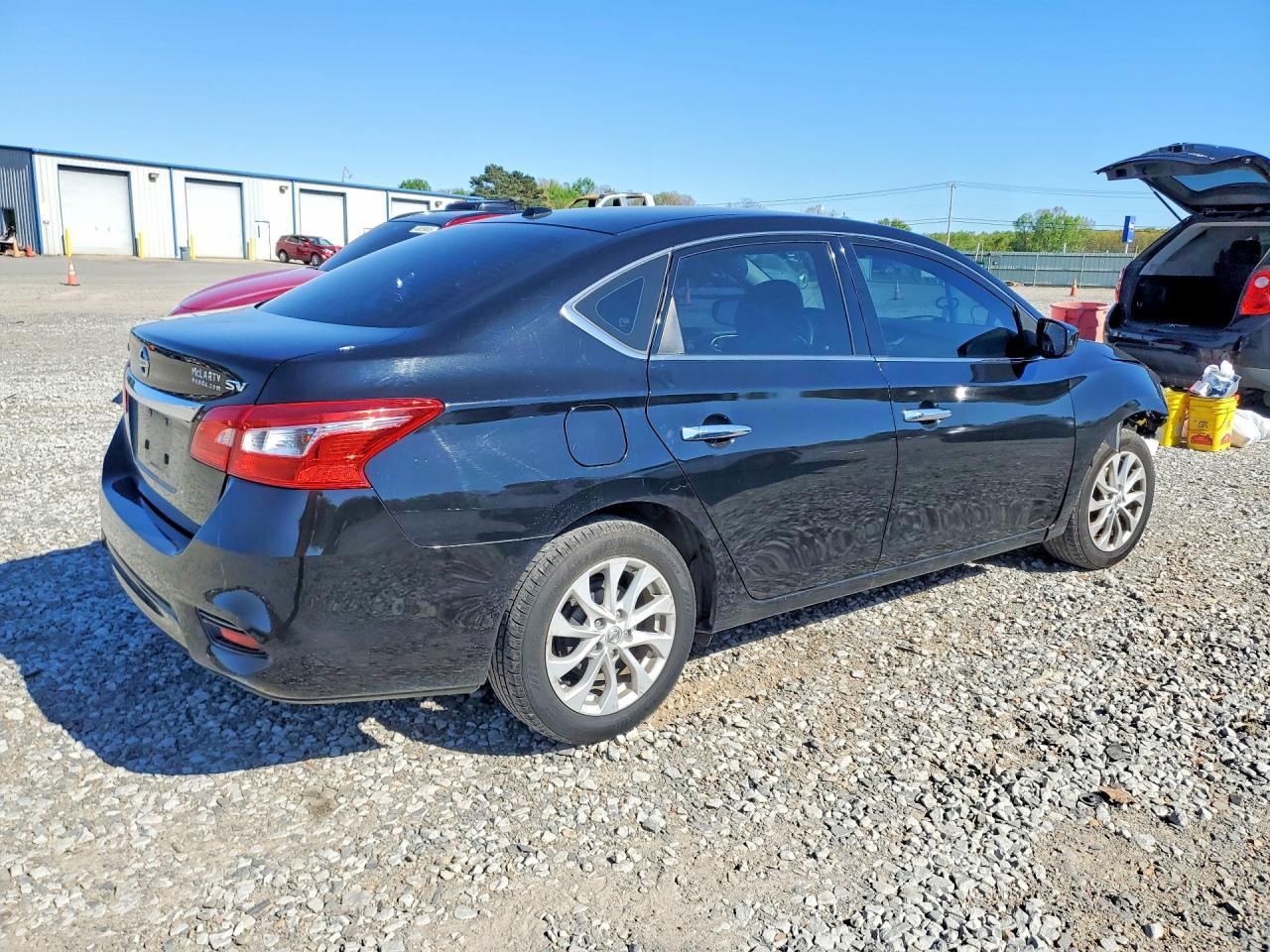 2019 Nissan Sentra Sv - zdjęcie 3