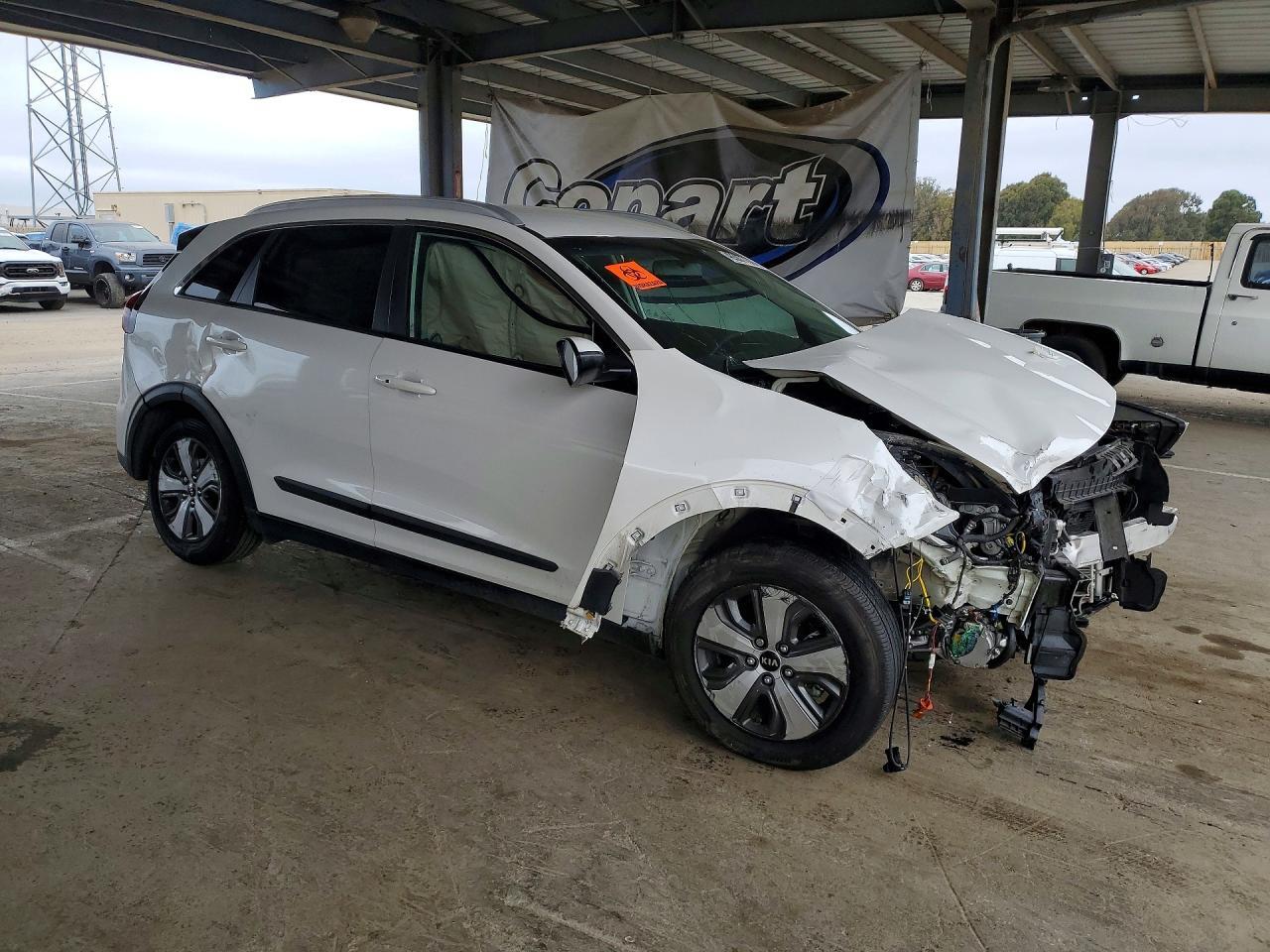 2017 Kia Niro Lx - zdjęcie 4