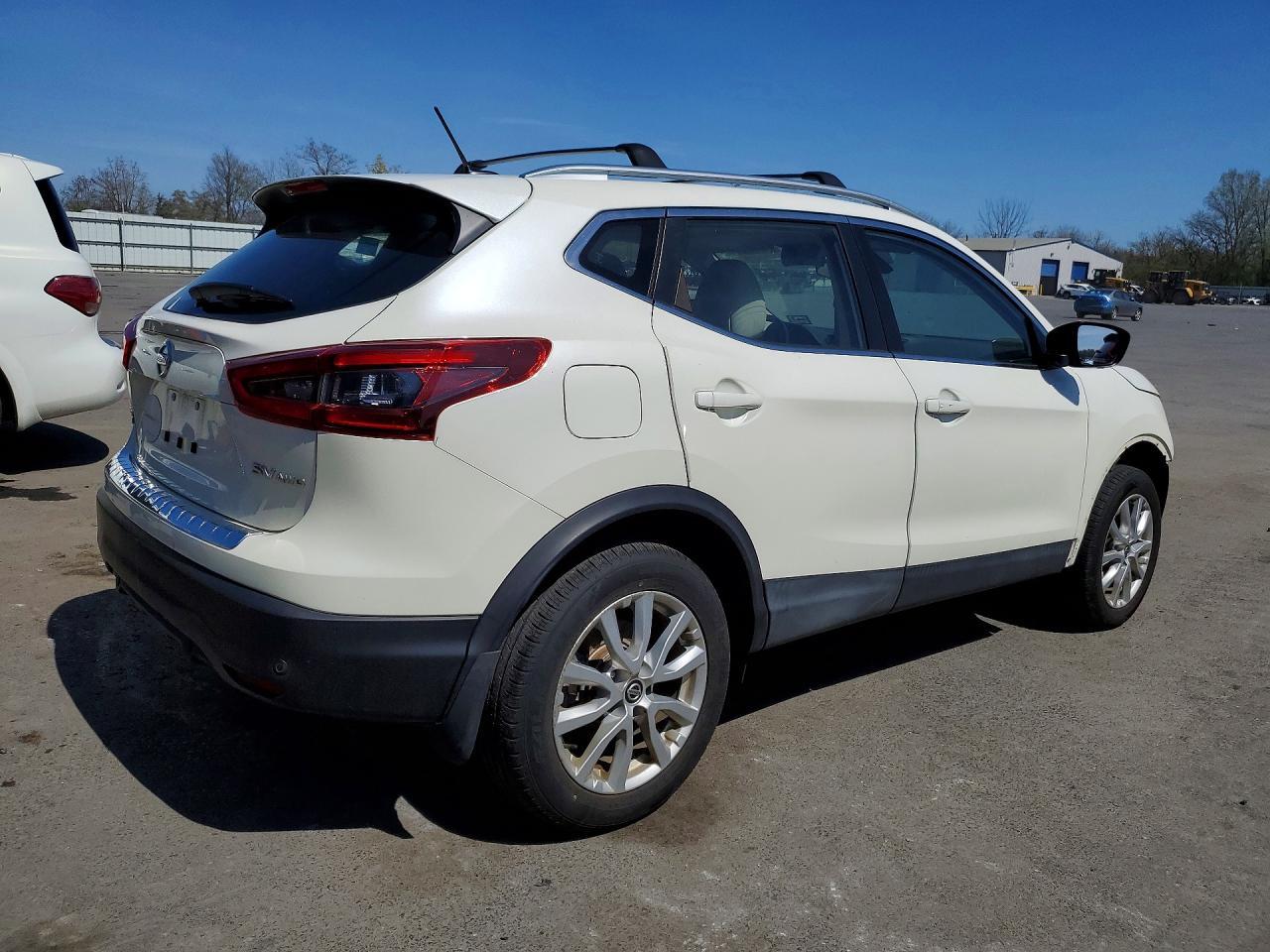 2020 Nissan Rogue Sport Sv - zdjęcie 3