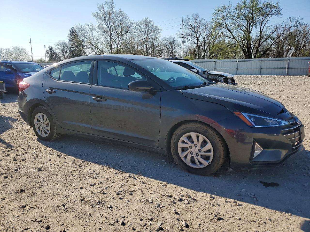 2020 Hyundai Elantra Se - zdjęcie 4