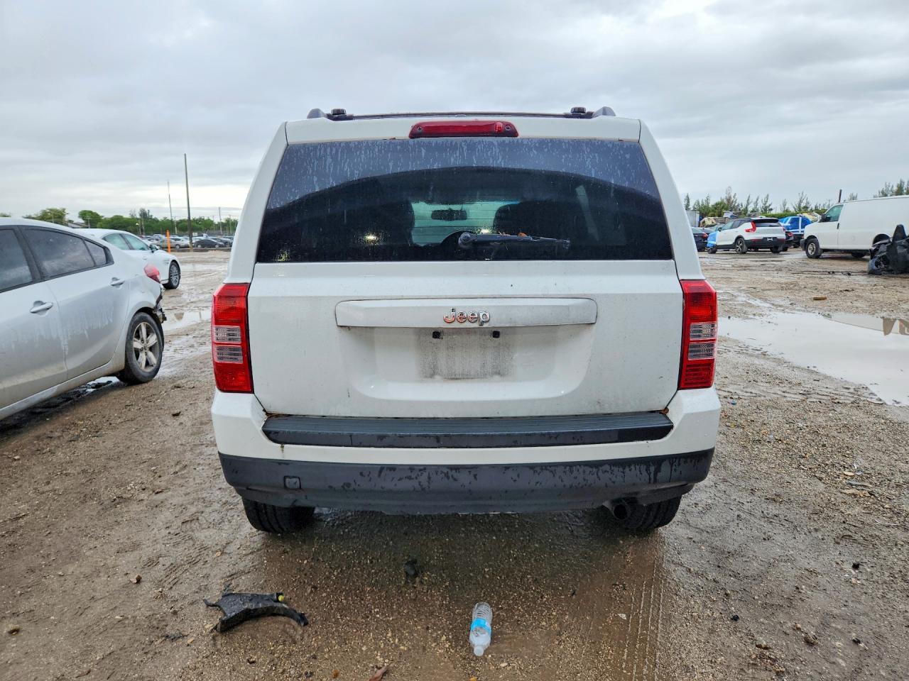 2016 Jeep Patriot Sport - zdjęcie 6