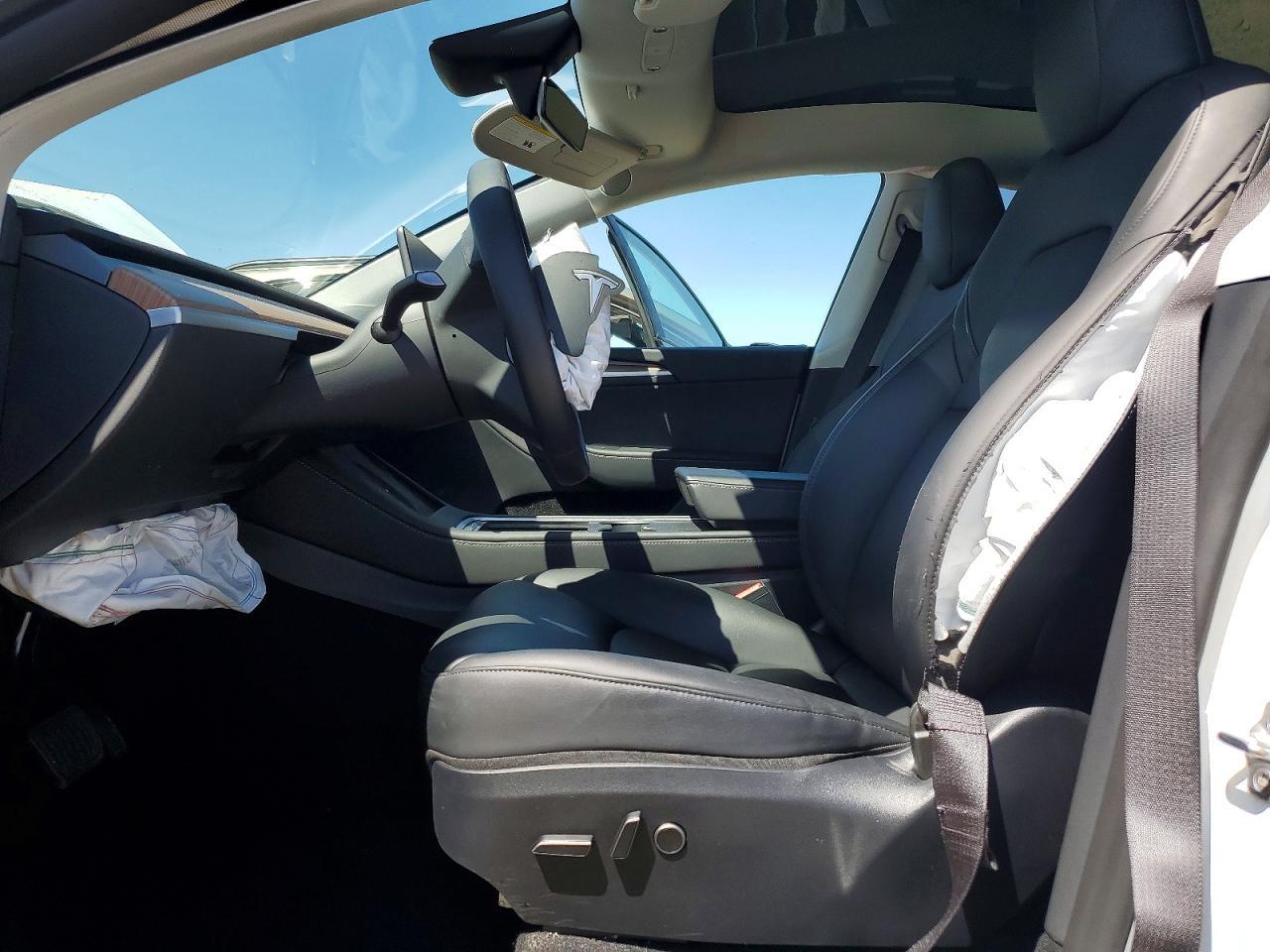 2023 Tesla Model Y - zdjęcie 7