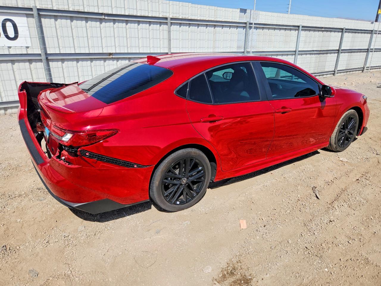 2025 Toyota Camry Se - zdjęcie 3