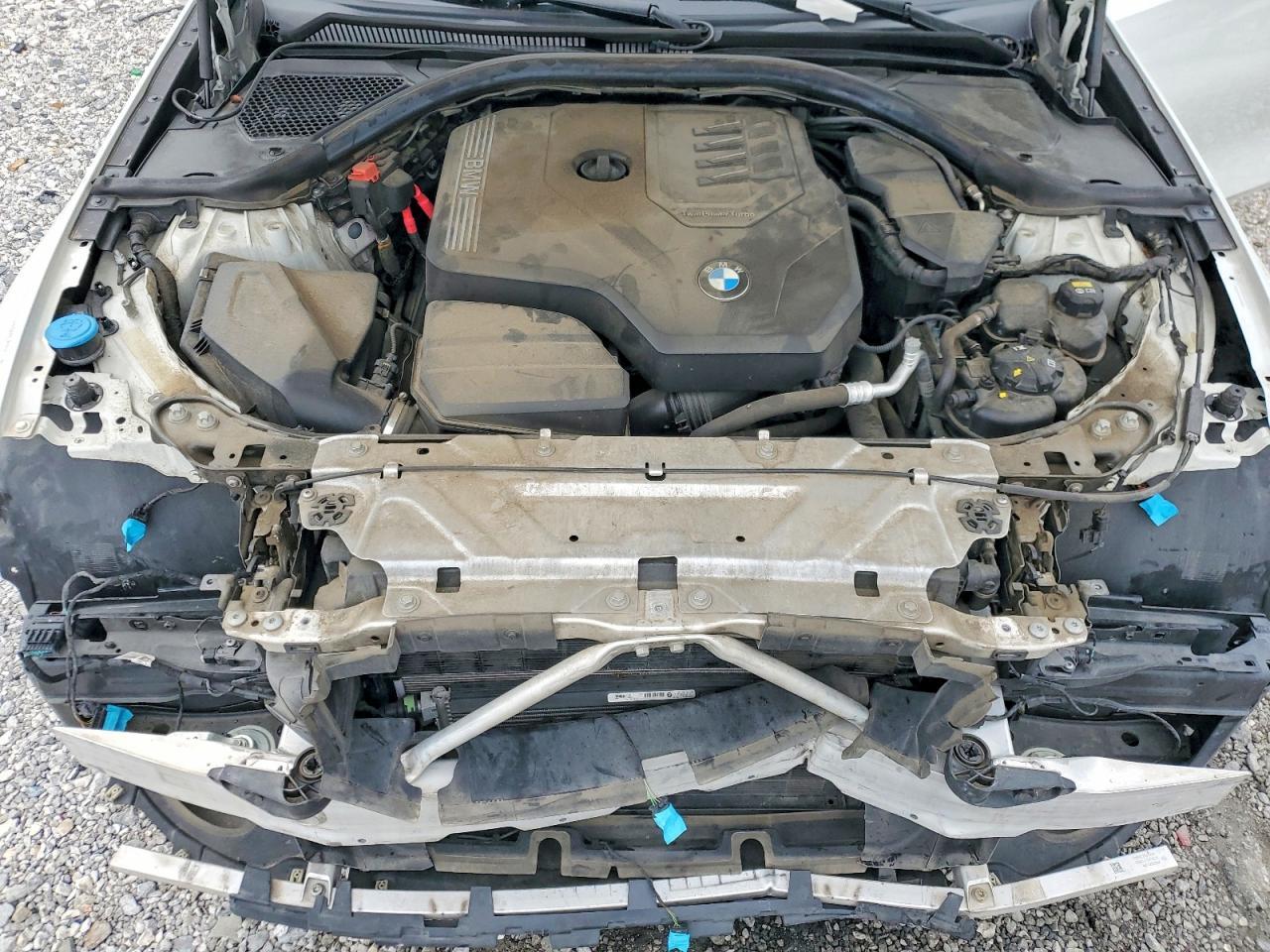 2020 BMW 330Xi - zdjęcie 11