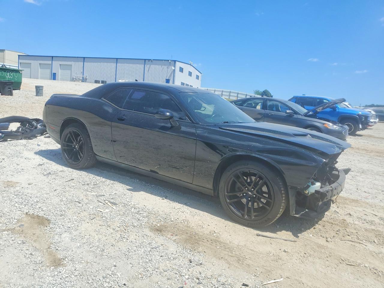 2017 Dodge Challenger Sxt - zdjęcie 4