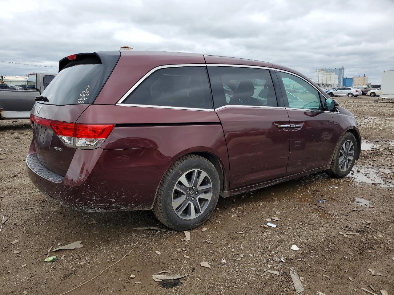 2015 Honda Odyssey Touring - zdjęcie 3