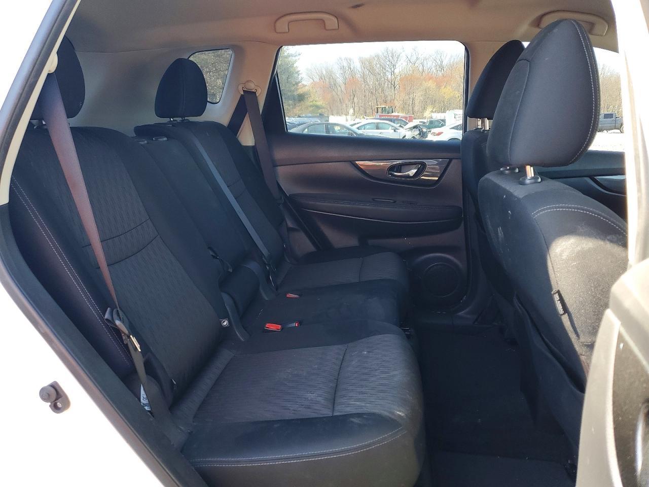 2018 Nissan Rogue S - zdjęcie 11